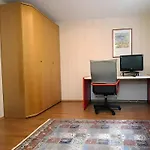 Ahlten 홈스테이 레어테